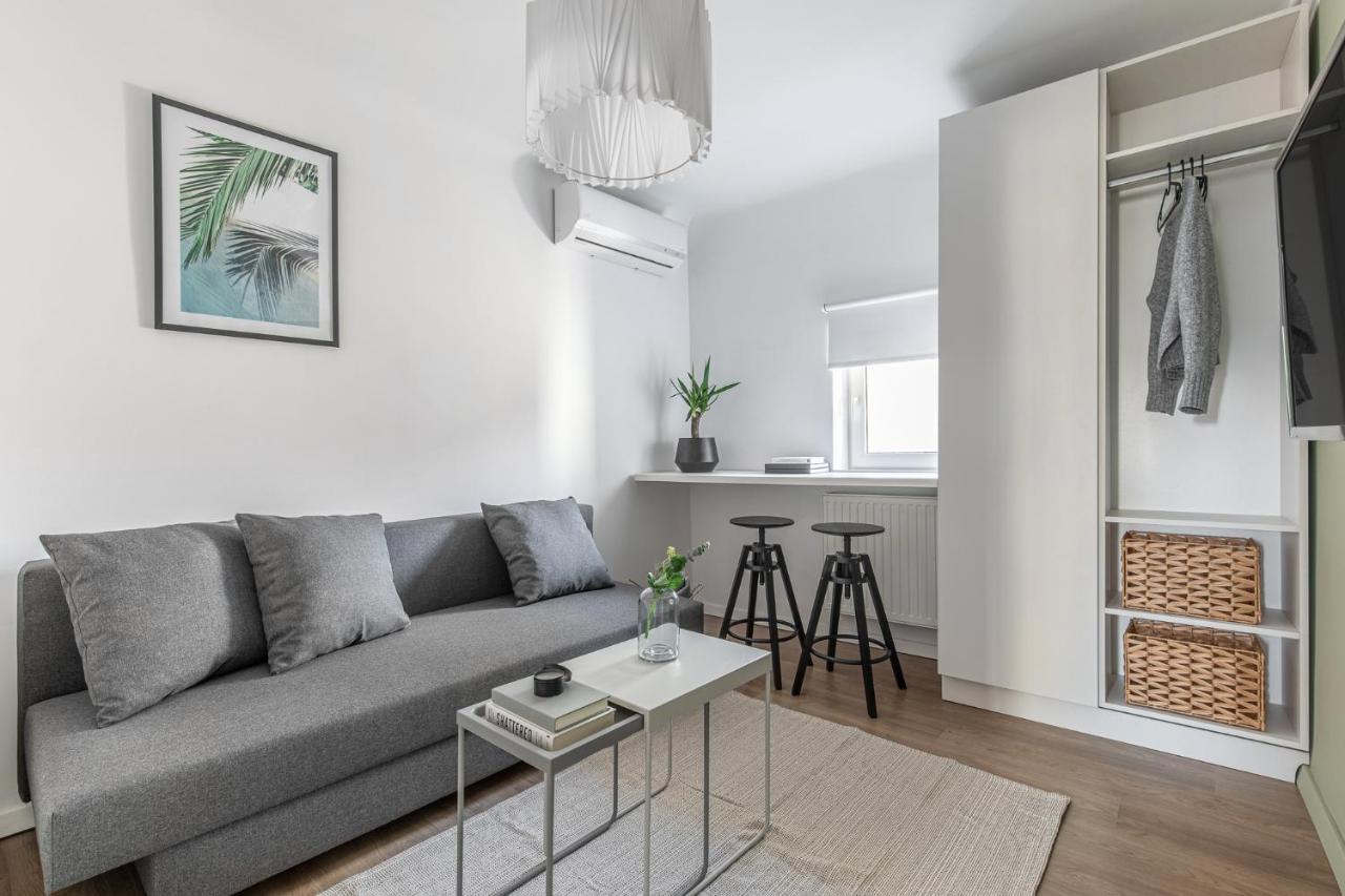 Little Attic By Citylife Suites Букурещ Екстериор снимка