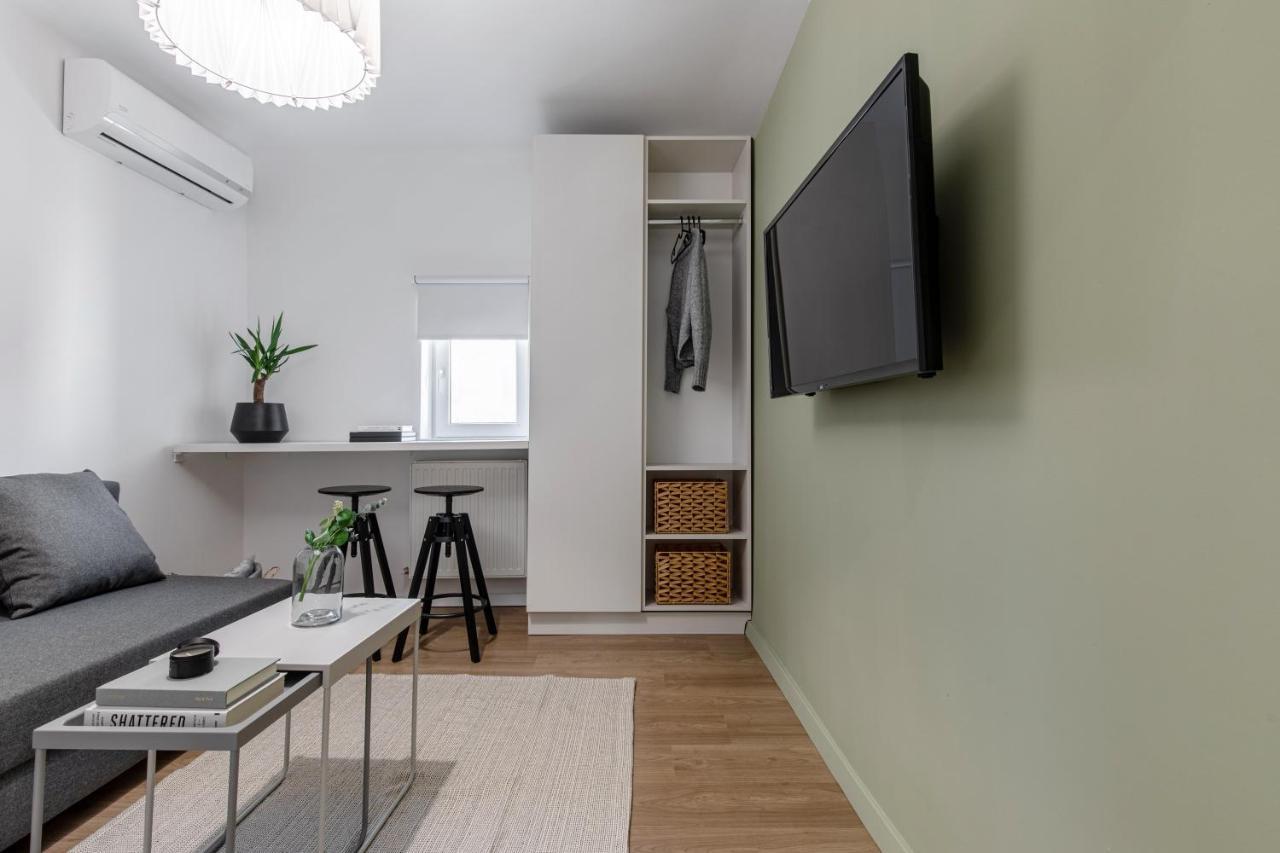 Little Attic By Citylife Suites Букурещ Екстериор снимка